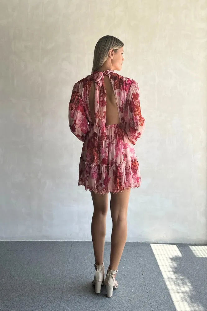 Chic Dali Mini Dress with Elegant Details
