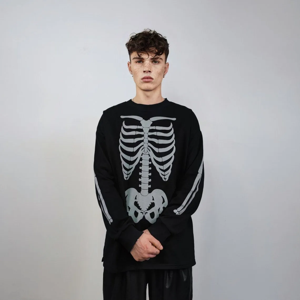 Rib bones t-shirt reflective skeleton sweatshirt thin gothic top luminous skull jumper shiny rave sweater punk pullover rocker tee in black